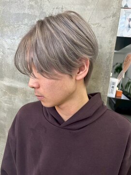 メンズサロン キング 心斎橋店(Men’s salon K!ng) メンズカット/ブリーチ/ニュアンスパーマ/メンズハイライト/眉毛