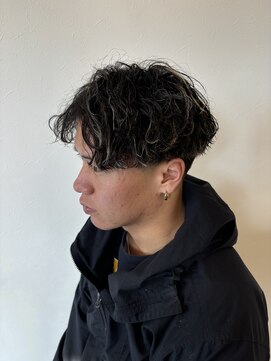 ヘアーアトリエルキナ(hair atelier LUCINA) 波巻きパーマハイライトメンズパーマ