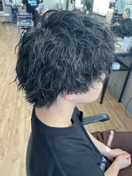 ライフ 本店(LIFE)の写真/メンズ大歓迎◎学生からビジネスマンまで幅広い年代からの支持！清潔感溢れるトレンドスタイルもお任せ♪