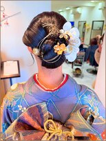 シロ(.siro)&nbsp;成人式2026ヘアアレンジ