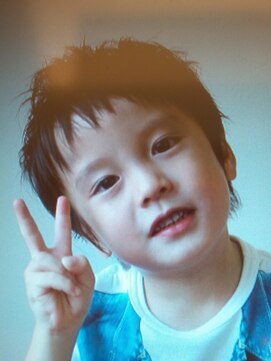 ヒカ ヘアーデザイン(Hika hair design) ヤンチャショート