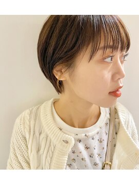 カリシア(CARICIA) ショートヘア