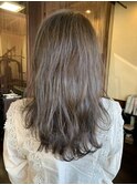 レイヤーロング外ハネ巻き＆波巻き　グレーベージュ