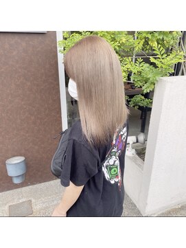 ユニ(Uni.) ハイトーンベージュ