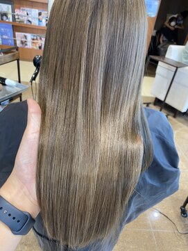 レイフィールド 関店 髪質改善カラー