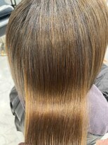 エスカーラ 表参道(THE ESCALA)&nbsp;@shino_ne197/トリートメントで静電気や乾燥対策に♪