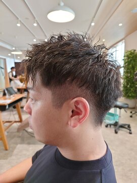 ビスポーク(BESPOKE) 欲しいボリュームが自然に出る◎アップバングツイストショート