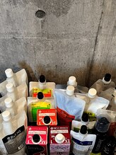 技術サポートしてくれる種類豊富なパーマ剤＊使うパーマの薬剤によっての値段の変動はありません。