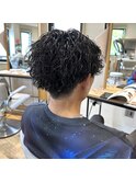 波巻きスパイラル×刈り上げセンターパート