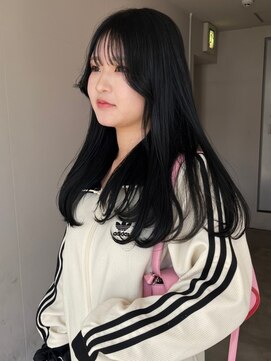 イロウ 天神大名店(IROW) ブルーブラック 顔周りカット 美髪 髪質改善トリートメント 20代