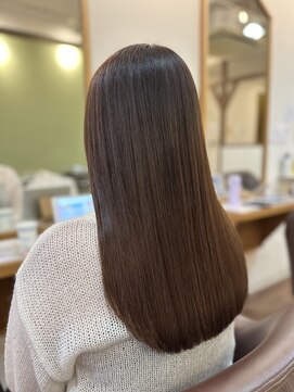 フリージア(freesia) 髪質改善トリートメント/ニュアンスカラー/ツヤ髪