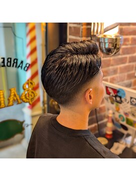 バレス 田町(BALES) <理容室>[メンズ/床屋/シェービング/ヘッドスパ/田町/芝浦]