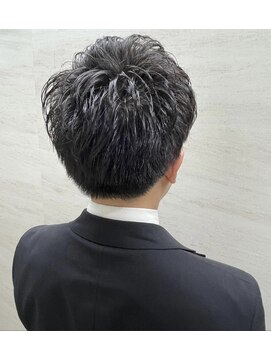 ブロートーキョー 有楽町店(Bro Tokyo) ツーブロ/ビジネススタイル/銀座/barber/駅近/床屋/理容室