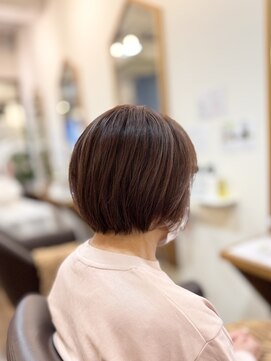 ヘアー グリーン(hair green) 品良くまとまる！ツヤ感アップの暖色系カラー×丸みショート