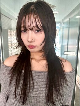 ネルバイグリーン(Nelle by green)の写真/【小田急町田駅徒歩5分】理想の顔まわりレイヤーカットでワンランク上の女性へ♪