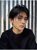 ビジネスマンにも！清潔感のある大人のセンターパート