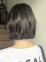 サンクマーケット 渋谷(cinq MARKET)&nbsp;渋谷切りっぱなしボブタッセルボブオリーブベージュカラー前髪◆