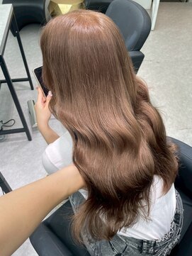 ペレ 梅田(PELE) イメチェン/ピンクベージュ/アンブレラカラー/前髪/梅田