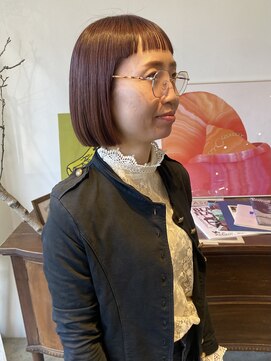 ヘアーアイストゥーレ(HAIR ICI TRE) 大人ボブ 厚めバング 前下がりボブ ナチュラルボブ 暖色カラー