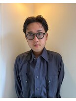 ビハインドザカーテン(BEHIND THE CURTAIN)&nbsp;【癖毛を活かす】メンズショートスタイル×センターパート