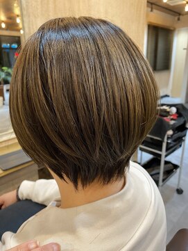 オールウェイズ サニーガーデン(Always sunny garden) ショートボブ