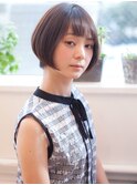 ショートボブレイヤーグレージュデザインカラーシルキーベージュ