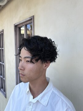 エイミーバイアフロート(amie by afloat) 【伊藤指名限定】刈り上げセンターパートスパイラル