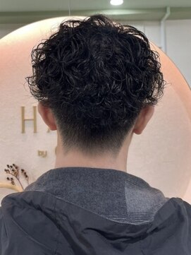 ハチ(HACHI) メリハリ☆ツーブロックスパイラルパーマ