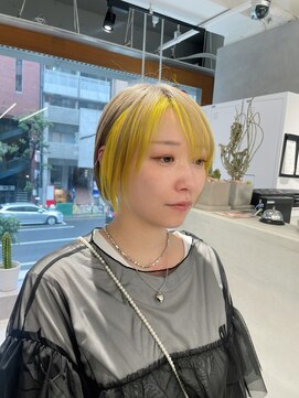 ファイブバイジエクト 堀江(FIVE by The Ect) インナーカラー　フェイスフレーミング　レモンイエロー