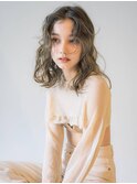 やわらかエアリーウェーブ×ミディアムヘア