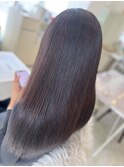 大人可愛い透明感立体感グレージュ×エアストレート