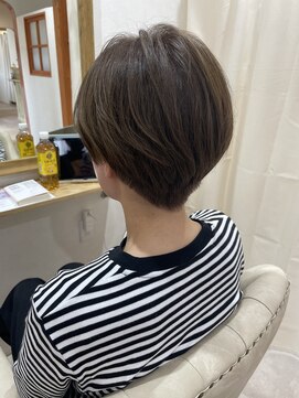 ミネット(Minetto) 大人の刈り上げショート