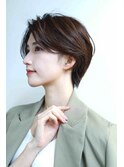 ショートボブ