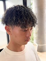 フェノメノン(PHENOMENON)&nbsp;岐阜ツイストスパイラルパーマ波巻きスパイラルツイストパーマ