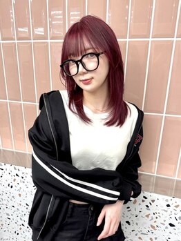 ローレン(Lolen.)の写真/1人1人の肌色や、ファッションに合わせたデザイン提案♪ダメージレスにこだわったカラーで、理想の髪色に☆