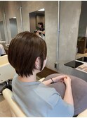 耳かけショートボブ