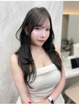 ロンド レア 天神大名店(Lond Le’a) ホワイトブロンド/外ハネボブ/美髪/ワイドバング/暗めカラー