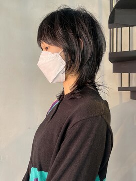 イロハ(IROHA) ハイレイヤーウルフマレットヘア