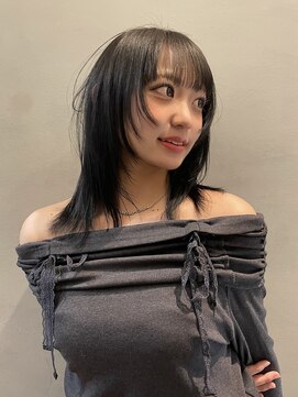 ジーナ(XENA) 冬にオススメ！ワンカラーで叶える透明感グレージュ