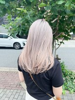 リノ(RLINO)&nbsp;ホワイトブロンド【名古屋/栄】レイヤーカット/ブリーチ/