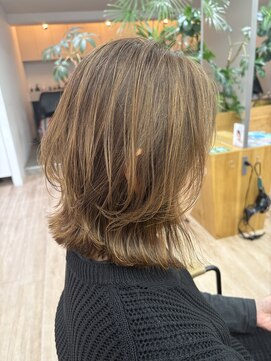 ネス ヘアメゾン アシヤ(ness HAIR MAISON ASHIYA) やわらか外ハネレイヤーボブ【芦屋川/芦屋】