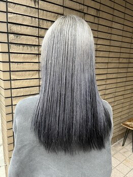 イルスティーロ(iLL_steeLo)の写真/【広島市中区】ヒトクセある"デザインカラー"が大人気♪デザイン性の高いスタイルを通いやすい価格で提供*