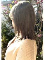アトリエ エス atelier es HAIRDESIGN&nbsp;アッシュグレーブリーチカラー