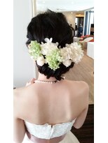 ウルプラスアイ(URU+ai)&nbsp;くずしギブソンタック