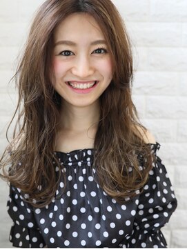 ガレリアエレガンテ 名駅店(GALLARIA Elegante) 外国人風カラー