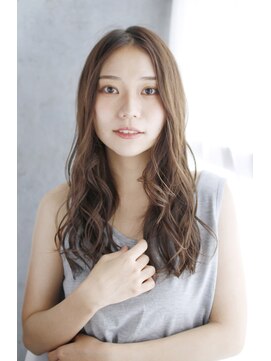 ルテラ(Lutella) 透き通るセミロング