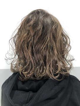 ウル(uLu.) 【立体感】ハイライトグレージュカラー☆