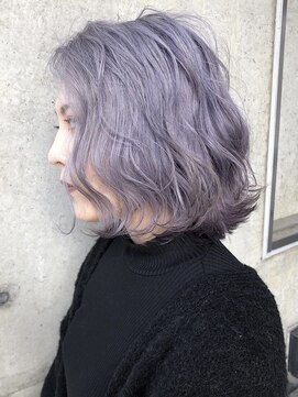 ハイブ 金沢(Hive) ブリーチハイトーンカラーショートボブツヤ髪スタイル髪質改善