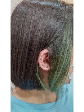 いとをかし美容室 イヤリングカラー  ミントグリーン  ミニボブ