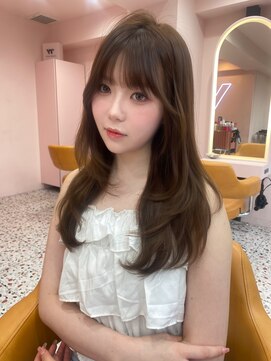 ボタン シブヤ(VOTAN SHIBUYA) ベージュ/韓国ヘア/渋谷/レイヤー/顔まわり/前髪